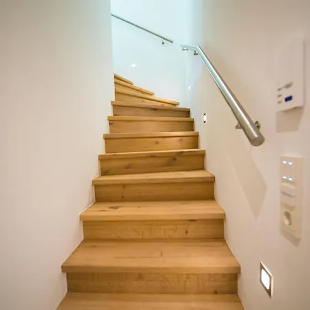 Gaestehaus C.h.berres Uerzig-mosel Дом отдыха Ирциг